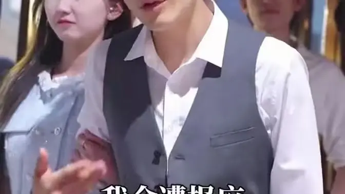 《凤倾天下》：权谋之下，她如何从棋子走向执棋者？